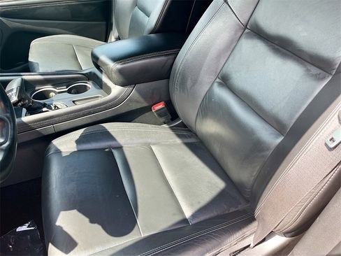 Used 2022 Dodge Durango GT image 18