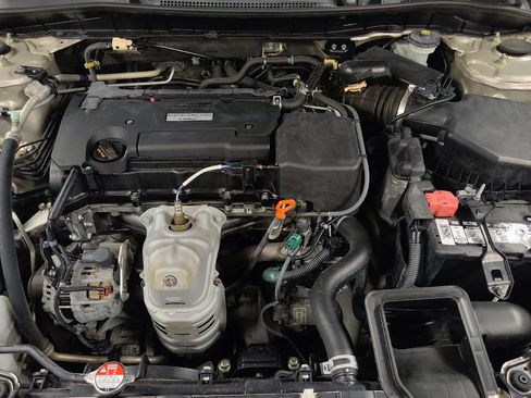 Used 2016 Honda Accord LX image 30