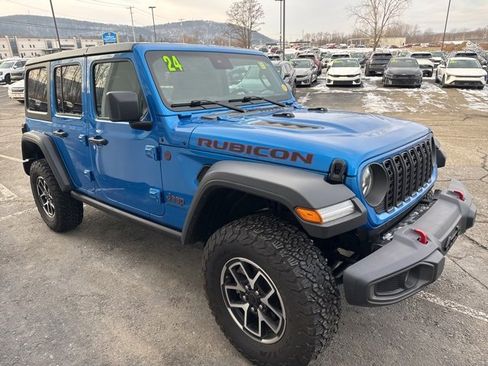 Used 2024 Jeep Wrangler Unlimited Rubicon image 6