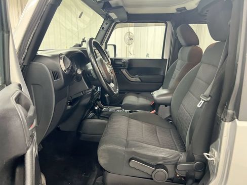 Used 2012 Jeep Wrangler Sport AWD/4WD image 17