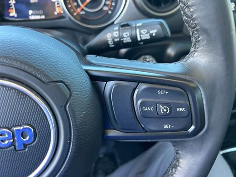 Used 2021 Jeep Wrangler Unlimited Sport image 14