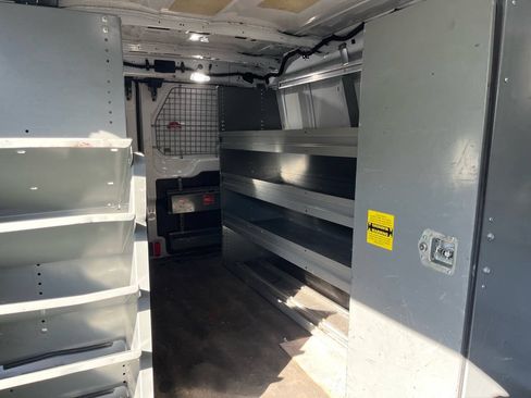 Used 2018 Ford Transit 250 148 Low Roof RWD image 29