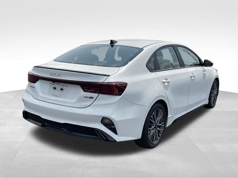 Used 2023 Kia Forte GT-Line w/ GT-Line Premium Package FWD image 9
