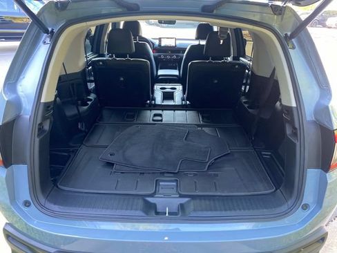 Used 2024 Honda Pilot Touring image 31