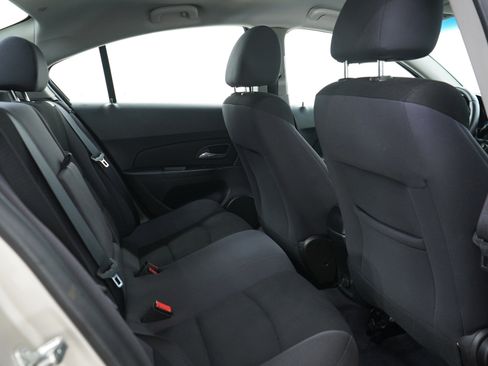 Used 2013 Chevrolet Cruze LT FWD image 12