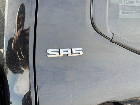 New 2025 Toyota Tacoma SR5 image 7