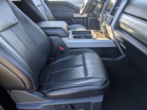 Used 2020 Ford F450 Lariat w/ Lariat Ultimate Package image 12