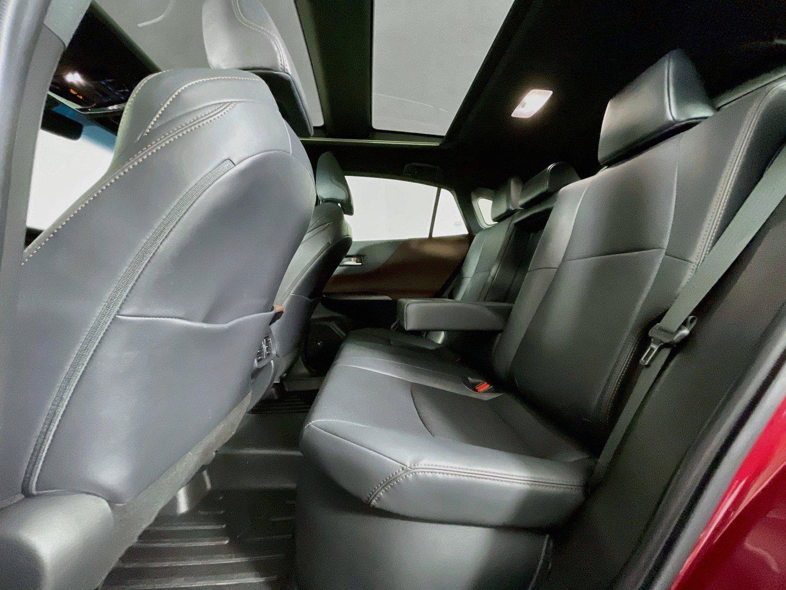 Used 2021 Toyota Venza Limited w/ Carpet Mat Package (TMS) AWD/4WD image 22