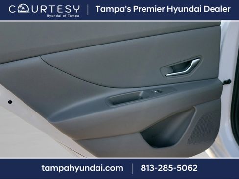 Certified 2025 Hyundai Elantra Sport image 8