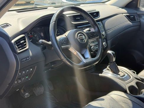 Used 2018 Nissan Rogue SL AWD/4WD image 5