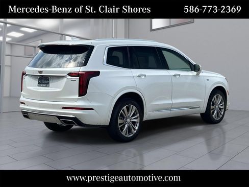 Used 2023 Cadillac XT6 Premium Luxury AWD/4WD image 6