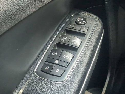 Certified 2021 Chrysler 300 S w/ S Model Appearance Package RWD image 27
