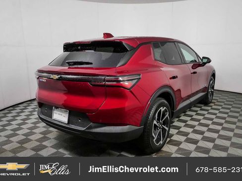 Certified 2026 Chevrolet Equinox EV LT w/ Comfort Package FWD image 3