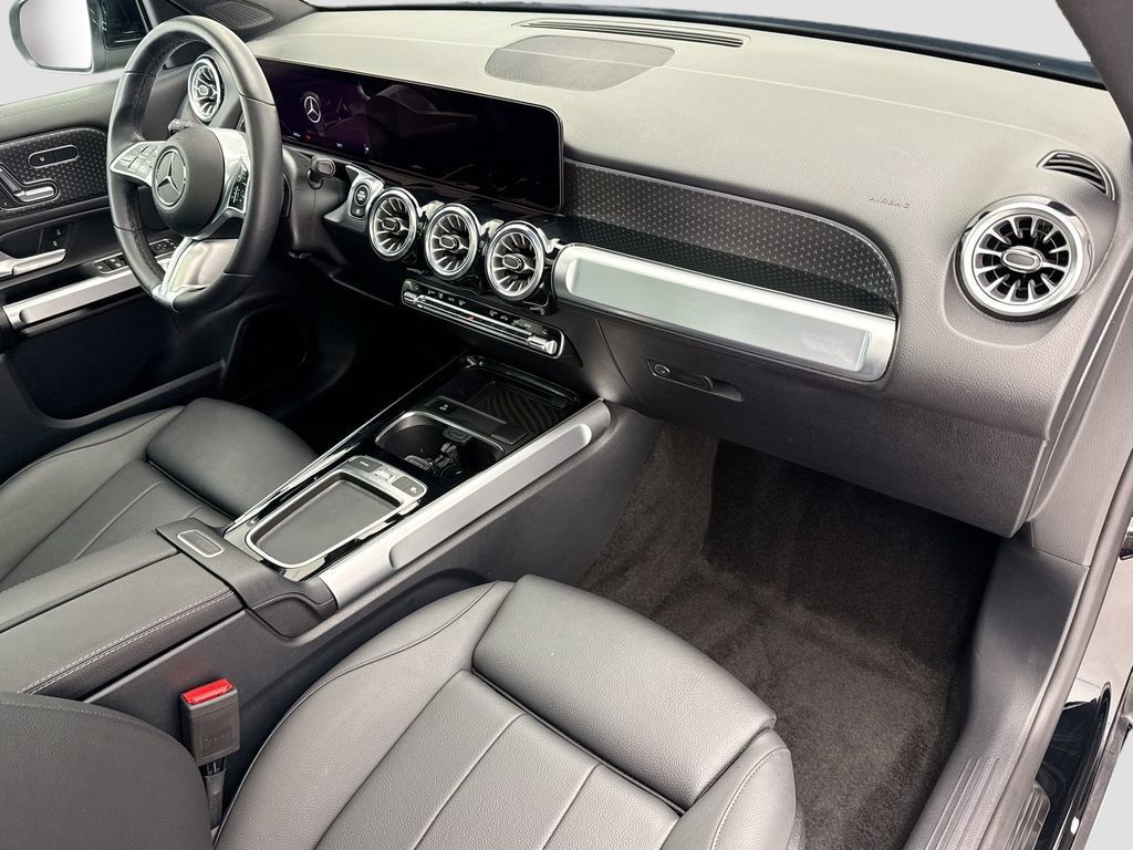 Certified 2024 Mercedes-Benz GLB 250 4MATIC image 16
