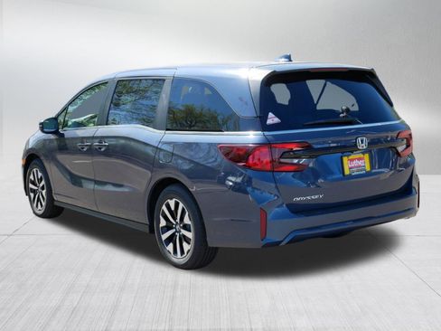 Certified 2026 Honda Odyssey EX-L image 5