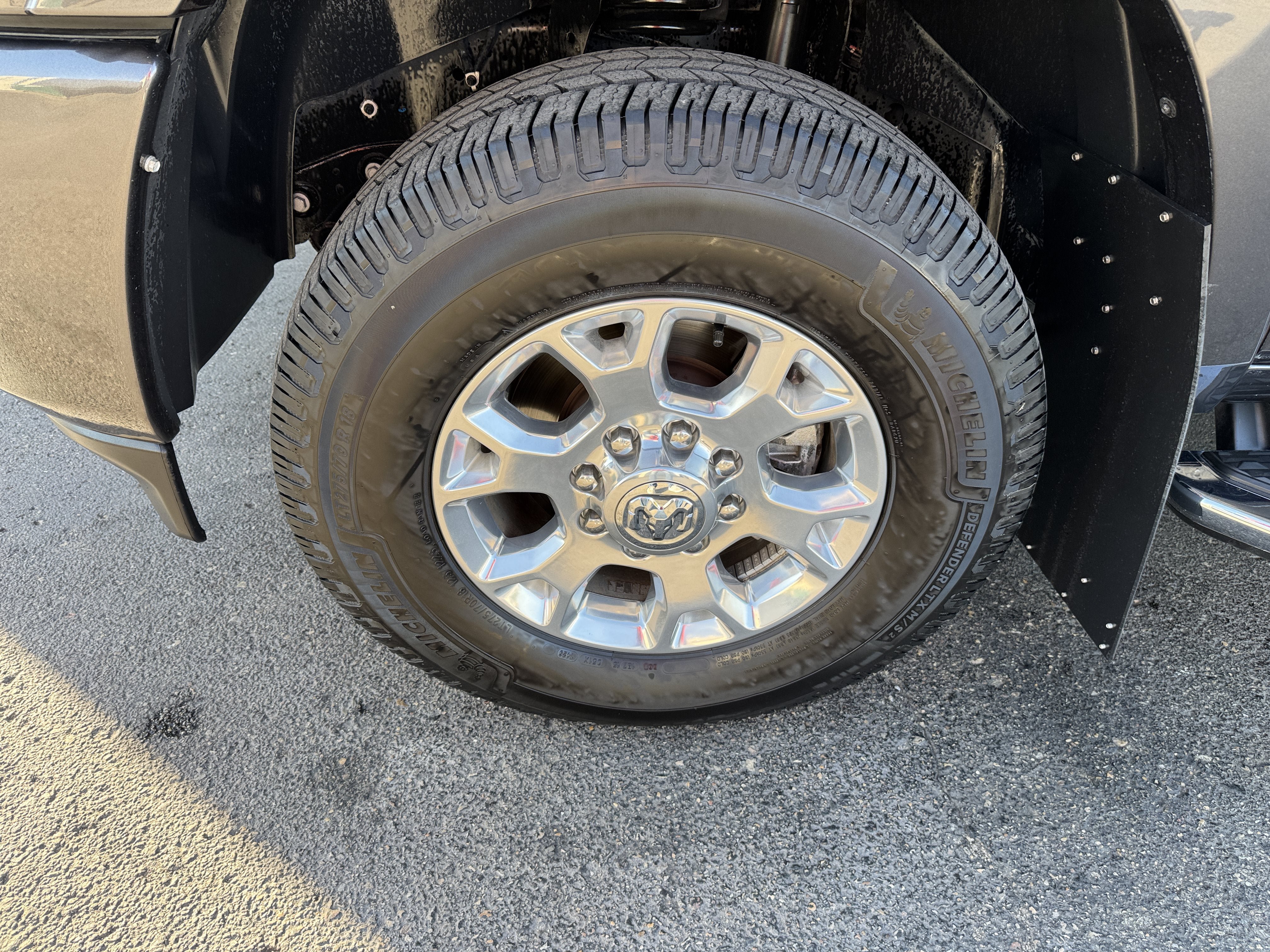 Used 2022 RAM 2500 Laramie AWD/4WD image 43