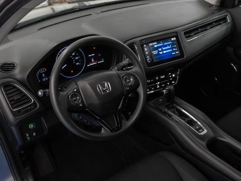 Certified 2022 Honda HR-V EX image 3