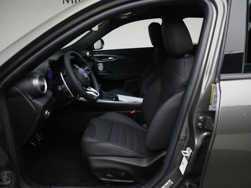 Used 2024 Alfa Romeo Tonale Veloce image 19