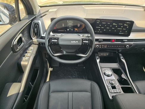 New 2026 Kia Sorento EX w/ EX Premium Package AWD/4WD image 6