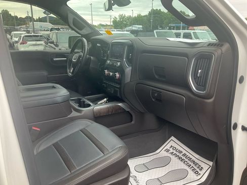 Used 2020 GMC Sierra 1500 Denali w/ Denali Ultimate Package AWD/4WD image 11