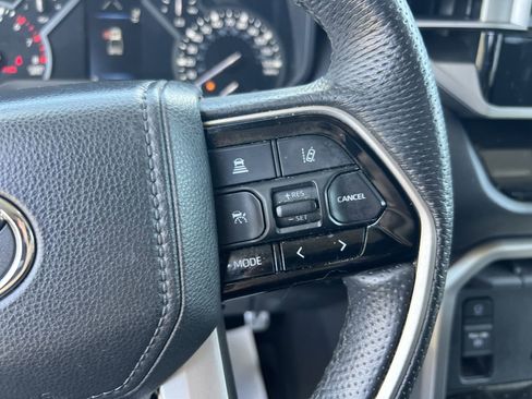 Used 2022 Toyota Tundra SR5 w/ TRD Off-Road Package AWD/4WD image 20