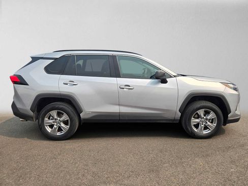 Certified 2025 Toyota RAV4 LE AWD/4WD image 2