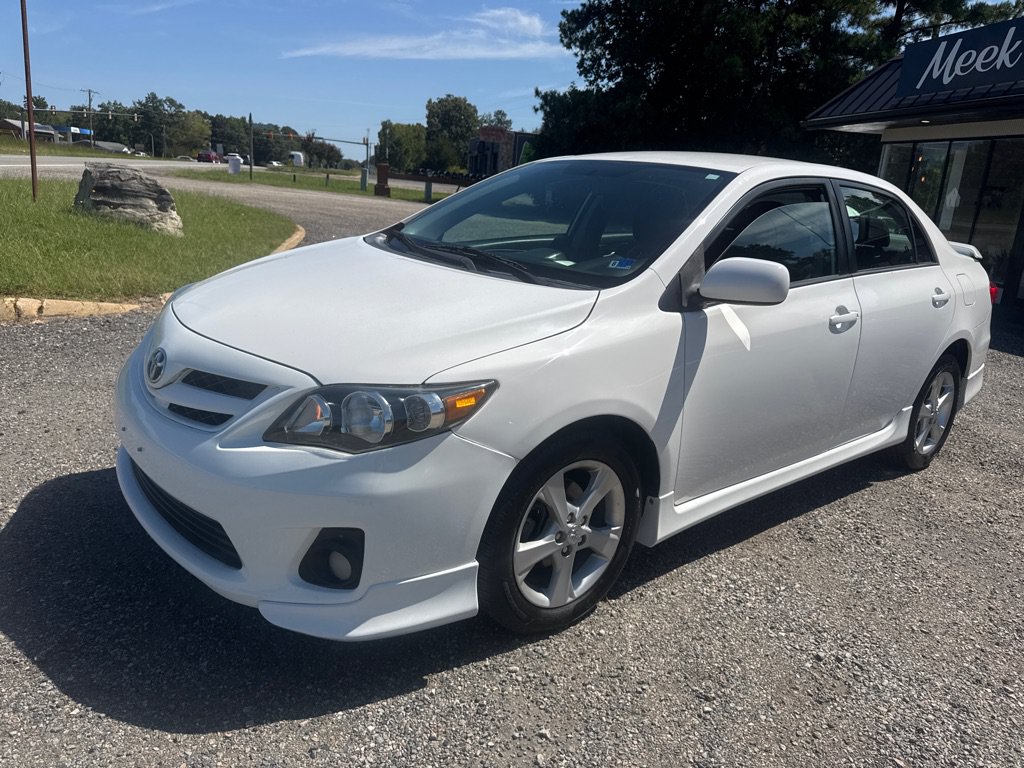 Used 2013 Toyota Corolla S FWD image 3