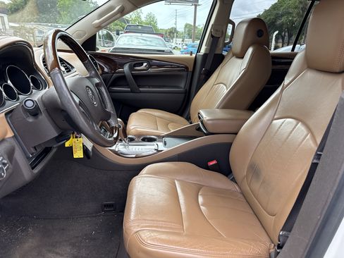 Used 2015 Buick Enclave Leather FWD image 9