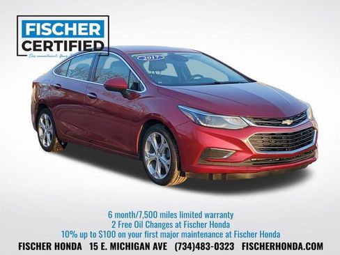 Used 2017 Chevrolet Cruze Premier w/ Enhanced Convenience Package image 2