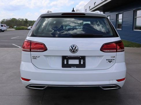 Used 2018 Volkswagen Golf SEL image 7