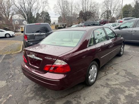 Used 2004 Toyota Avalon XLS image 7