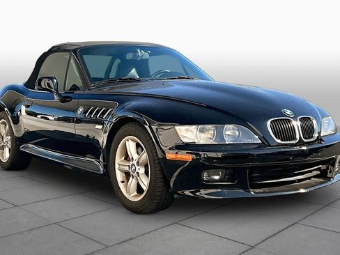 Used 2000 BMW Z3 2.5i RWD image 2