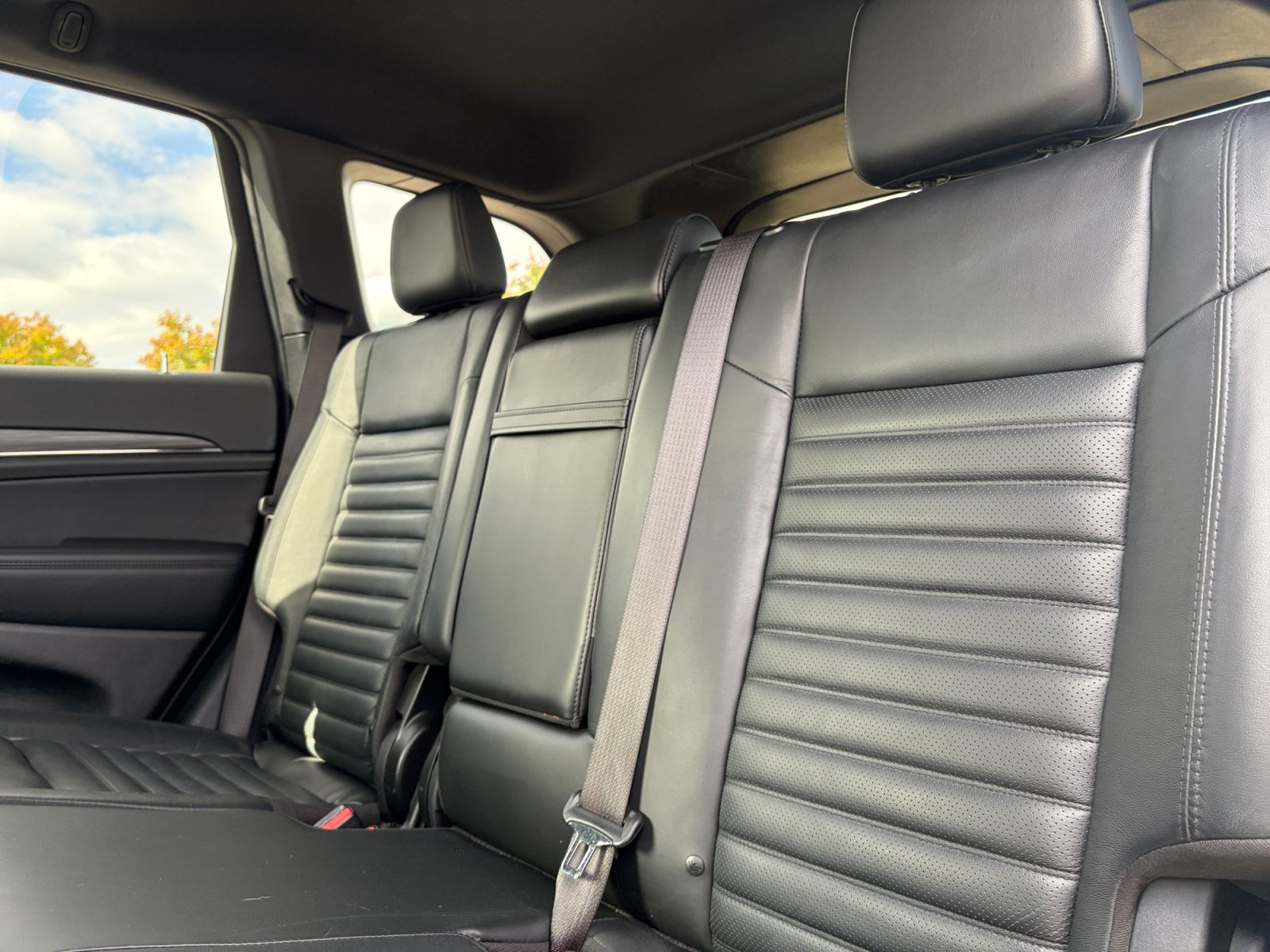 Used 2021 Jeep Grand Cherokee Limited X AWD/4WD image 17