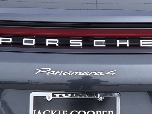 Certified 2024 Porsche Panamera 4 AWD/4WD image 12