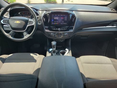 Used 2023 Chevrolet Traverse LT FWD image 15