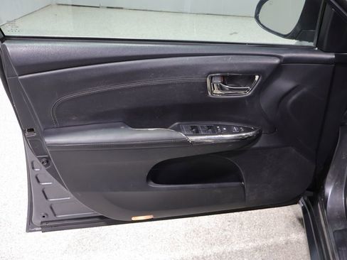 Used 2013 Toyota Avalon XLE FWD image 13