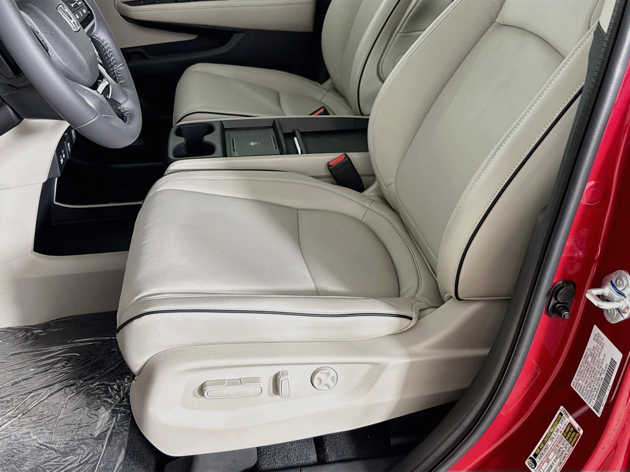 New 2027 Honda Odyssey Touring image 24