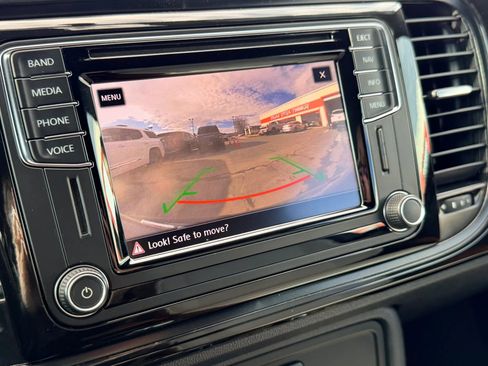 Used 2017 Volkswagen Beetle 1.8T S image 21