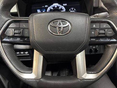 Used 2024 Toyota Tundra Limited AWD/4WD image 15
