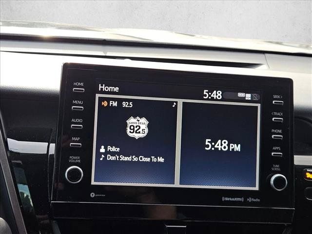 Used 2022 Toyota Camry XLE w/ Cold Weather Package FWD image 11