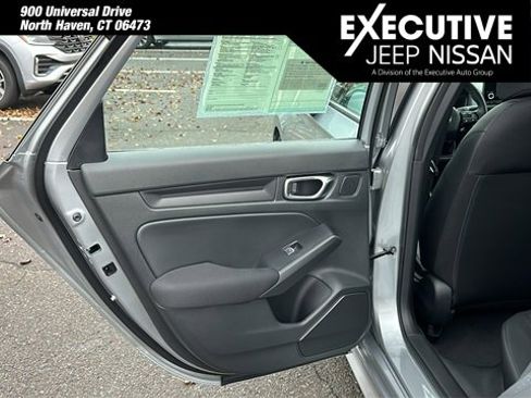 Used 2025 Honda Civic Sport image 17