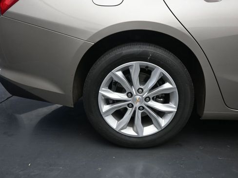 Used 2024 Chevrolet Malibu LT image 9