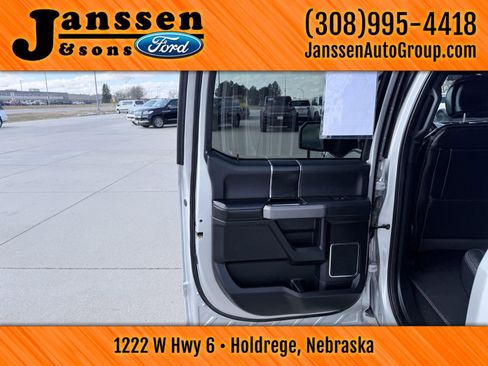 Used 2019 Ford F150 Platinum image 10