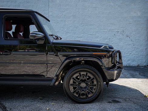 Used 2025 Mercedes-Benz G 550 image 16