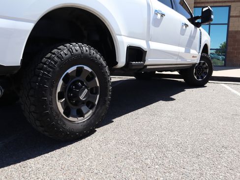 Certified 2024 Ford F350 Platinum w/ Tremor Off-Road Package AWD/4WD image 11