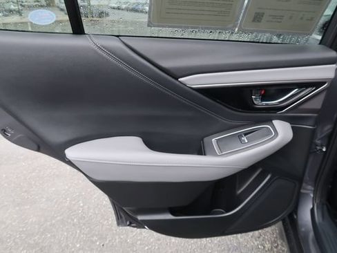 Certified 2025 Subaru Outback Limited w/ Popular Package #2 image 32