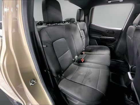 Used 2024 Chevrolet Colorado W/T image 23