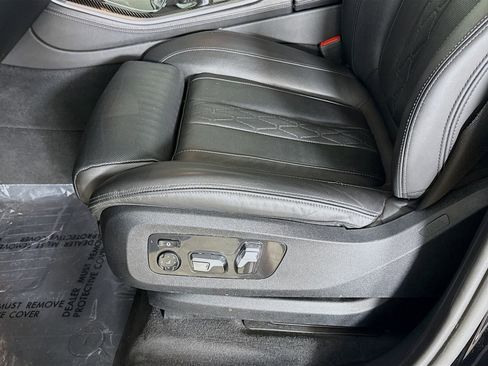 Certified 2023 BMW X5 M50i w/ Executive Package image 20