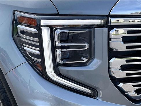 Used 2024 GMC Sierra 1500 Denali AWD/4WD image 30