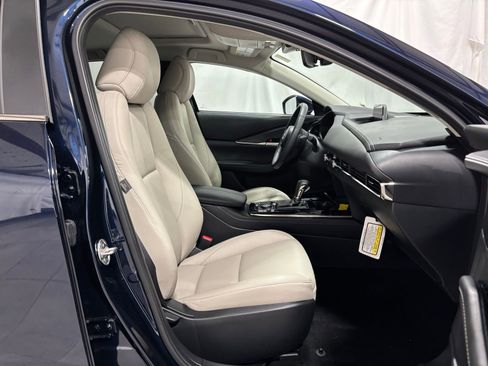 Used 2025 MAZDA CX-30 AWD 2.5 S w/ Preferred Package image 16